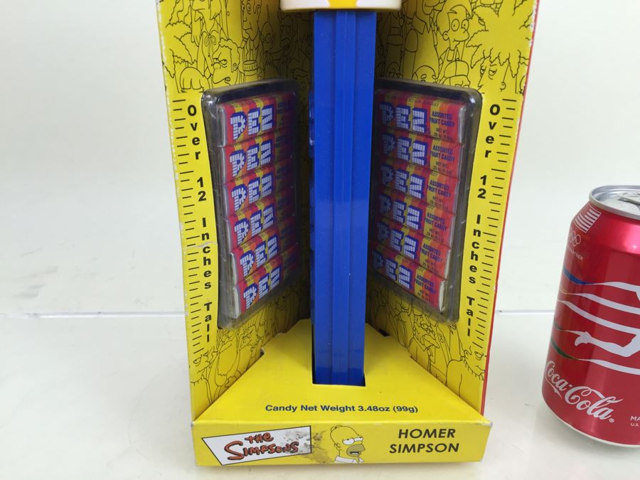 The Simpsons Homer Simpson Giant PEZ Candy Roll Dispenser  [Photo 6]