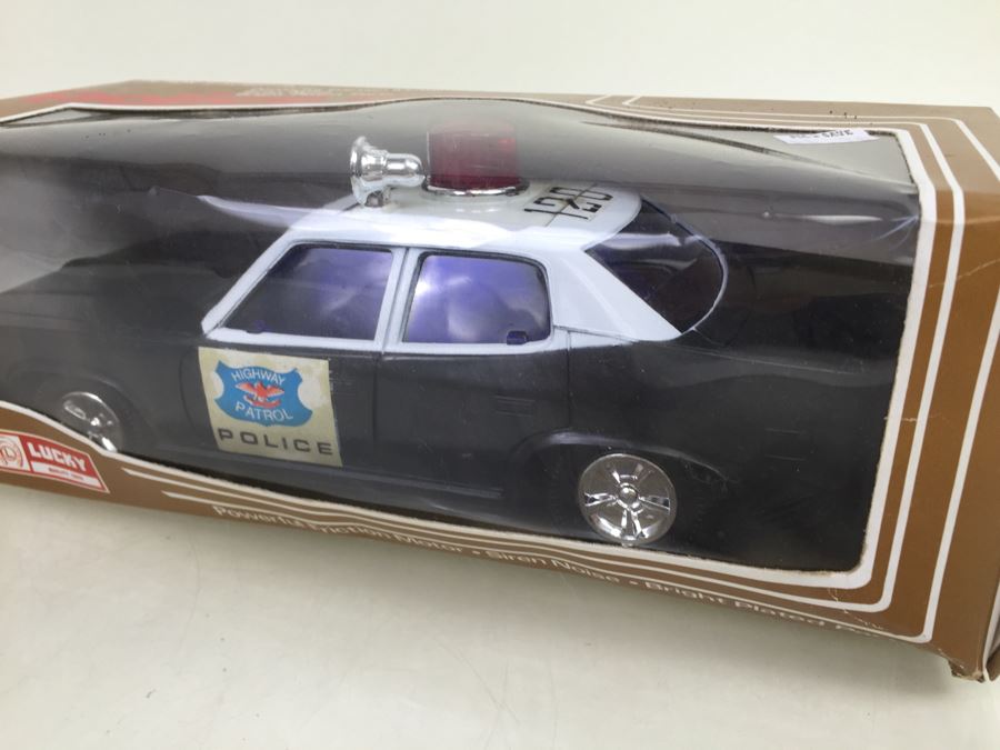 Pair Of Friction Cars 'Fire Chief Car' And 'Police Car' Lucky Hong Kong New In Box [Photo 8]
