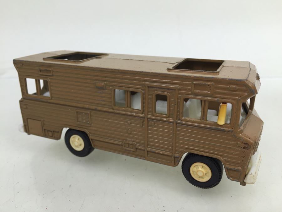 TOOTSIETOY 'Camper'