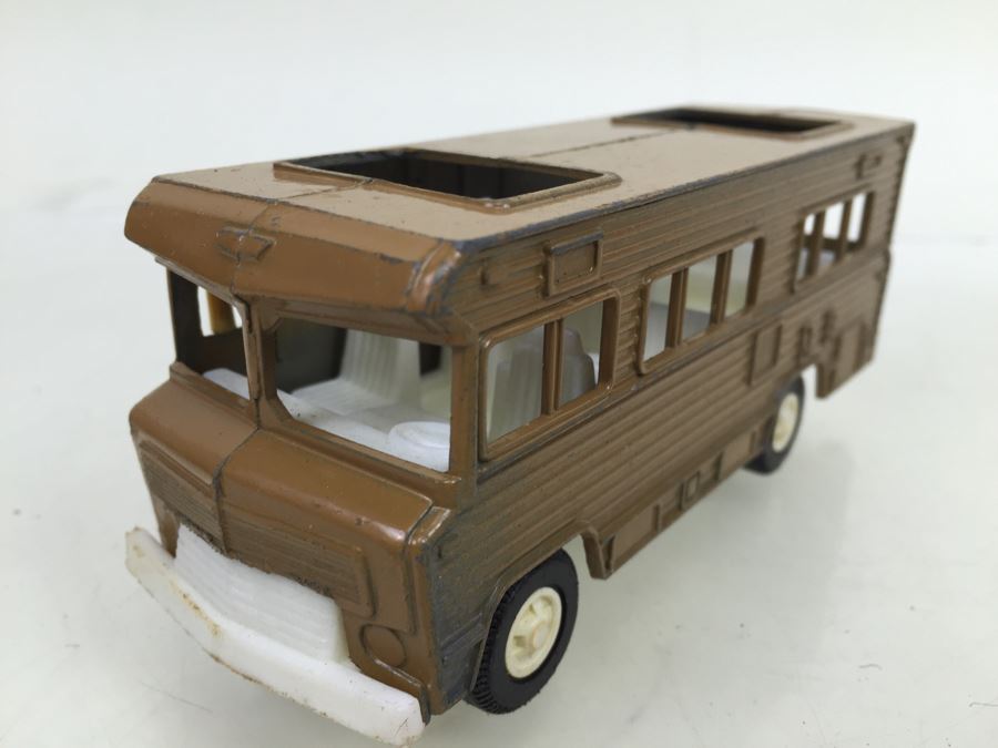 TOOTSIETOY 'Camper' [Photo 6]