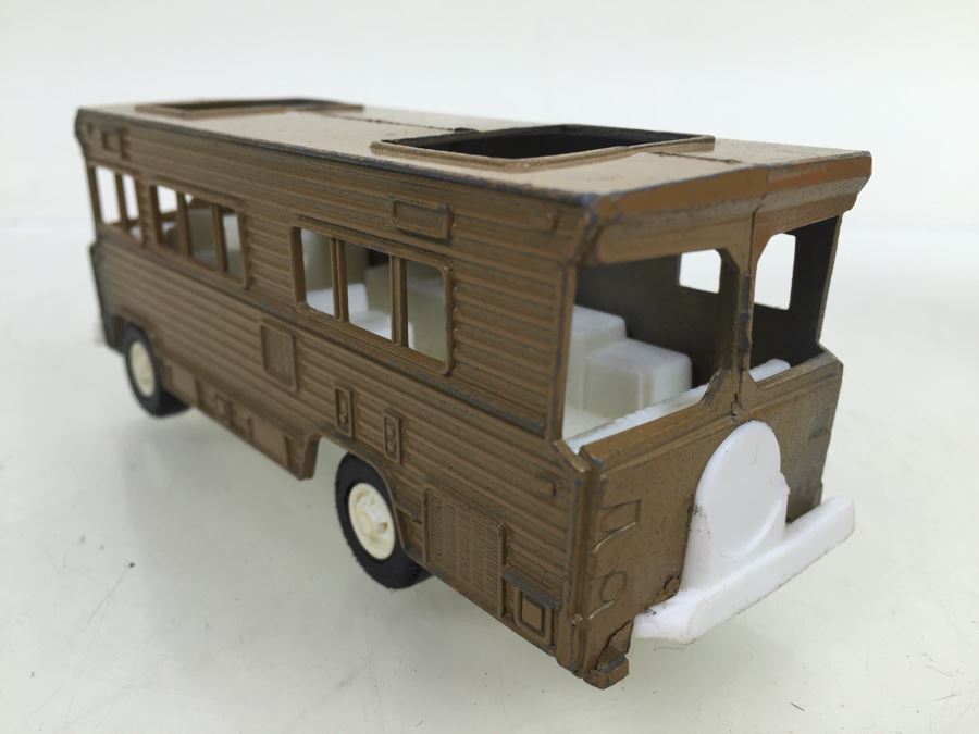 TOOTSIETOY 'Camper' [Photo 8]