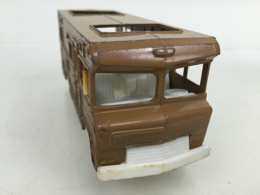 TOOTSIETOY 'Camper' [Photo 2]