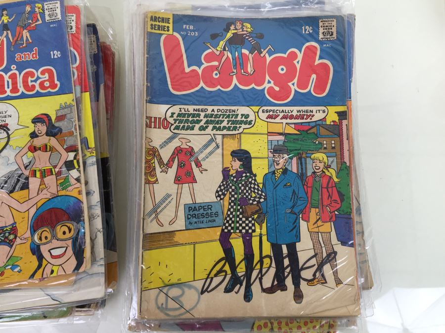 Stack Of Archie Series Comic Books Josie, PEP, Archie's Joke Book, Life With Archie - Condition Of Covers Is Poor [Photo 18]