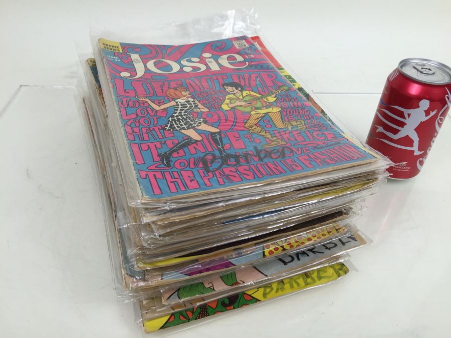 Stack Of Archie Series Comic Books Josie, PEP, Archie's Joke Book, Life With Archie - Condition Of Covers Is Poor [Photo 1]
