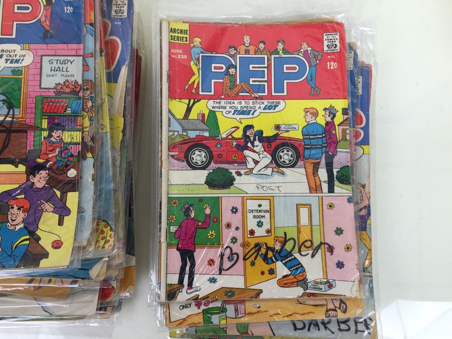 Stack Of Archie Series Comic Books Josie, PEP, Archie's Joke Book, Life With Archie - Condition Of Covers Is Poor [Photo 24]