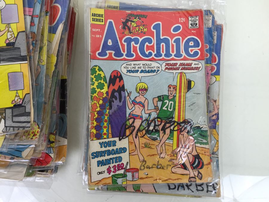 Stack Of Archie Series Comic Books Josie, PEP, Archie's Joke Book, Life With Archie - Condition Of Covers Is Poor [Photo 25]
