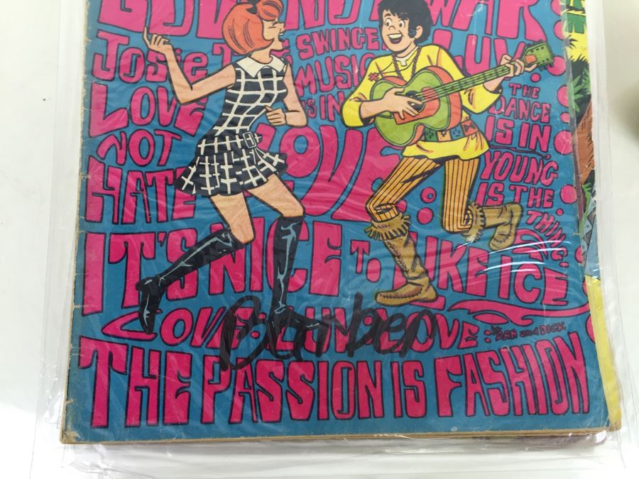 Stack Of Archie Series Comic Books Josie, PEP, Archie's Joke Book, Life With Archie - Condition Of Covers Is Poor [Photo 6]