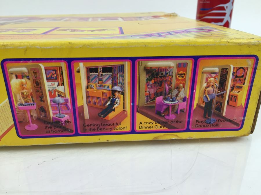 Dazzle City Doll House Mattel 5373 In Box Vintage 1981 [Photo 9]