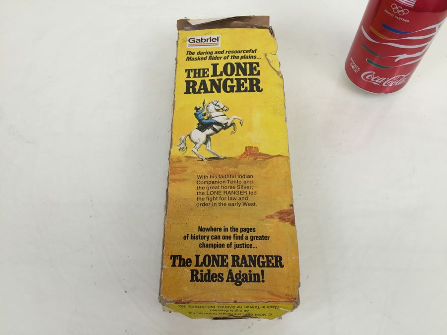 Fully Jointed Lone Ranger Action Figure With Lone Ranger Comic Book Gabrie 23620 Sealed In Damaged Box Vintage 1975 [Photo 14]