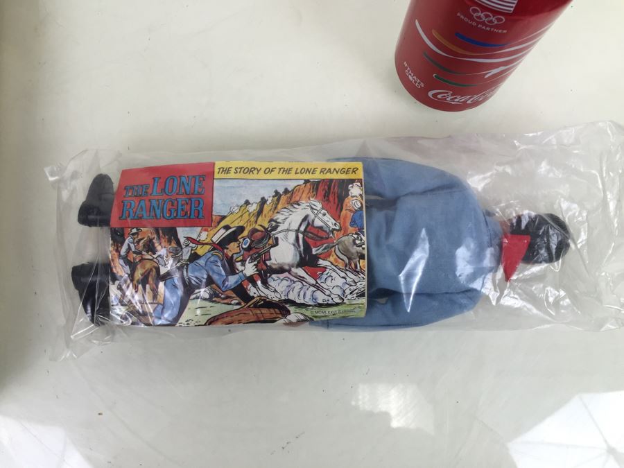 Fully Jointed Lone Ranger Action Figure With Lone Ranger Comic Book Gabrie 23620 Sealed In Damaged Box Vintage 1975 [Photo 20]