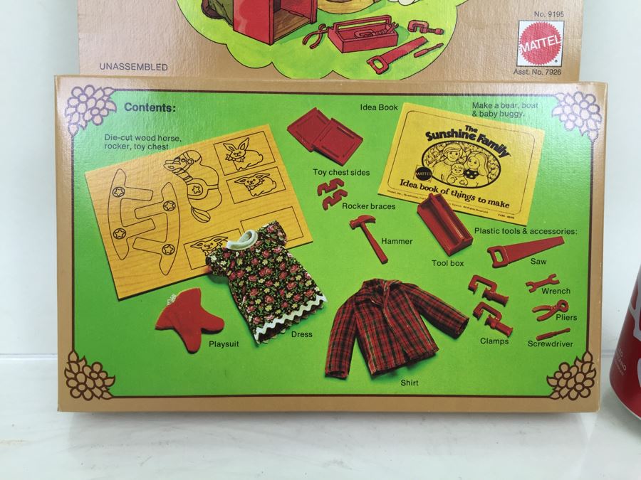 The Sunshine Family Dolls With Storybook And Playroom Project Mattel 2321 9195 New In Packaging Vintage 1975 1977 [Photo 18]