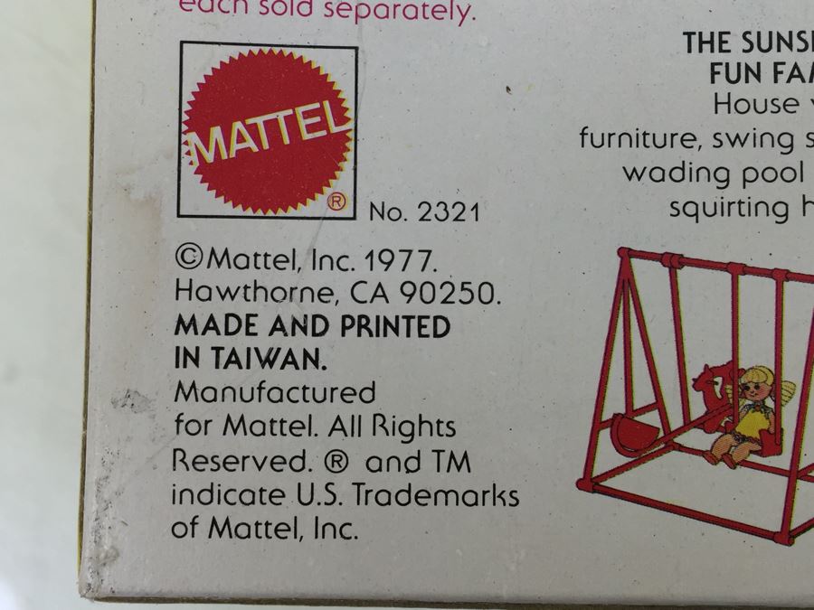 The Sunshine Family Dolls With Storybook And Playroom Project Mattel 2321 9195 New In Packaging Vintage 1975 1977 [Photo 15]