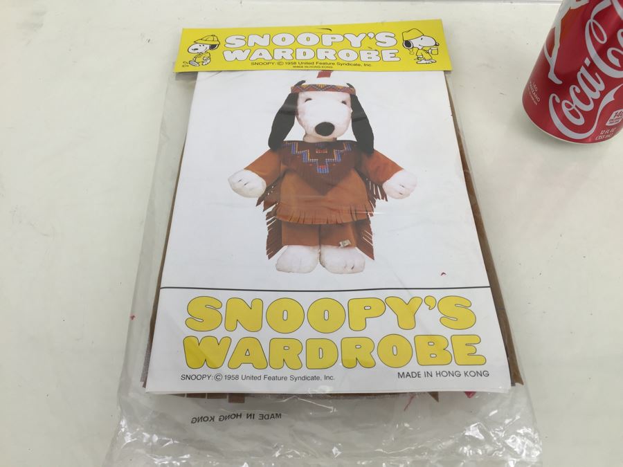 Vintage Clothes For SNOOPY Plush Dog Native American Indian Outfit New In Packaging [Photo 1]