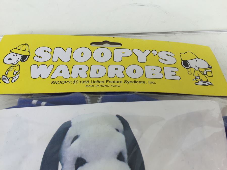 Vintage Clothes For SNOOPY Plush Dog Sweatsuit Jogging Outfit New In Packaging [Photo 2]