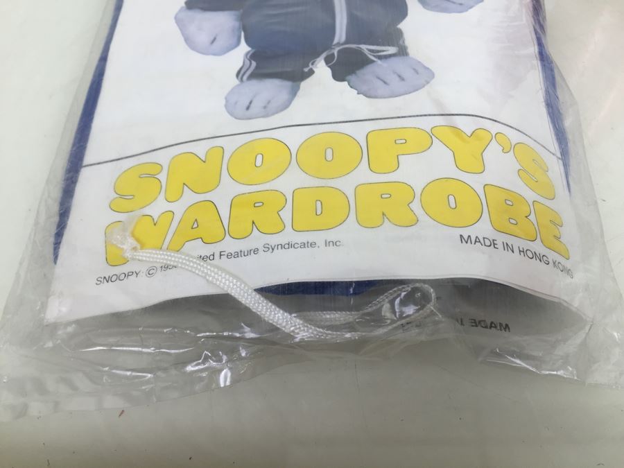 Vintage Clothes For SNOOPY Plush Dog Sweatsuit Jogging Outfit New In Packaging [Photo 5]
