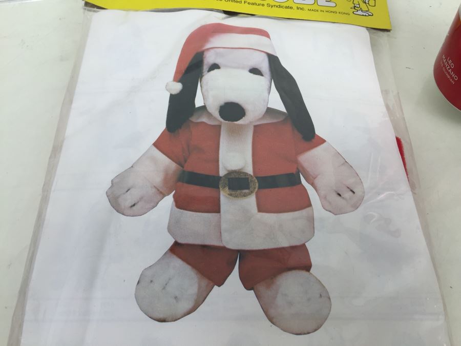 Vintage Clothes For SNOOPY Plush Dog Santa Claus Outfit New In Packaging [Photo 2]