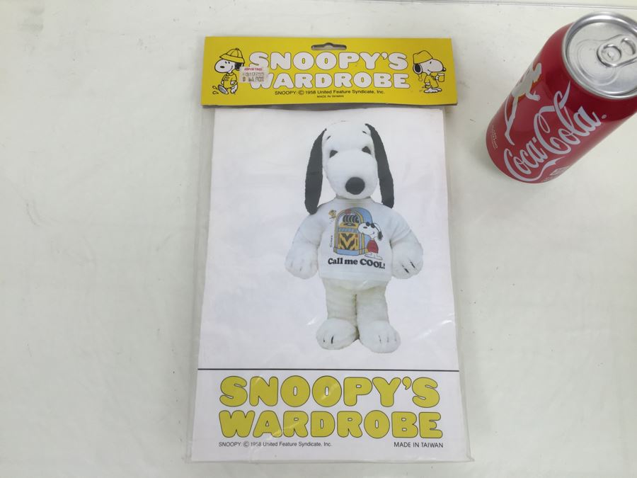 Vintage Clothes For SNOOPY Plush Dog 'Call Me COOL!' Outfit New In Packaging [Photo 1]