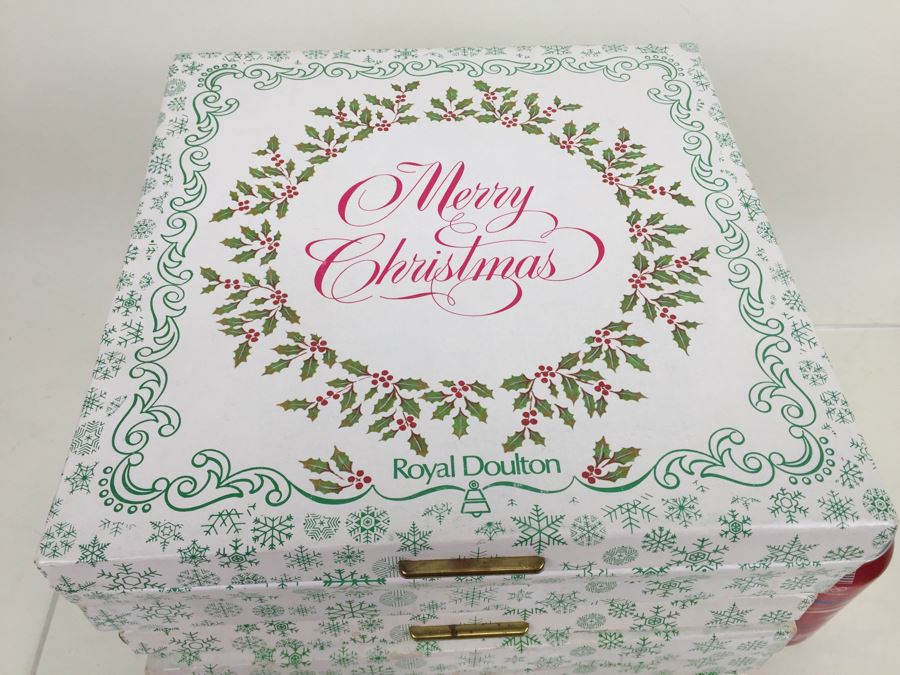 (9) Vintage Royal Doulton Tableware Collectible Christmas Plates With Original Boxes 1977-1982 [Photo 4]