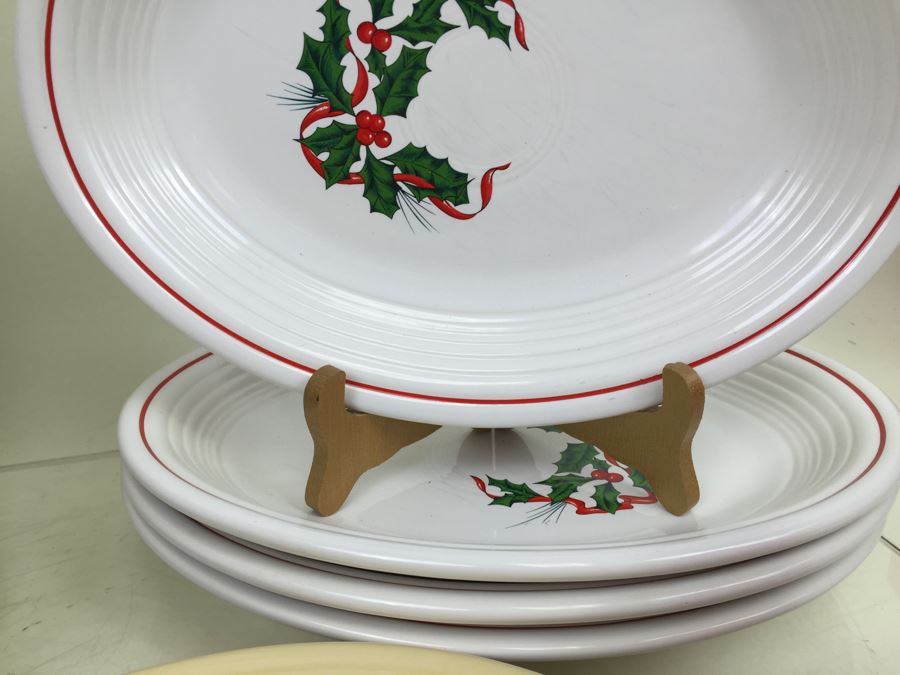 Set Of Homer Laughlin China Co Fiesta Christmas Plates