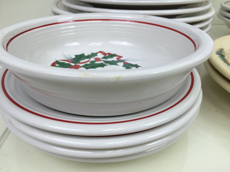 Set Of Homer Laughlin China Co Fiesta Christmas Plates [Photo 7]
