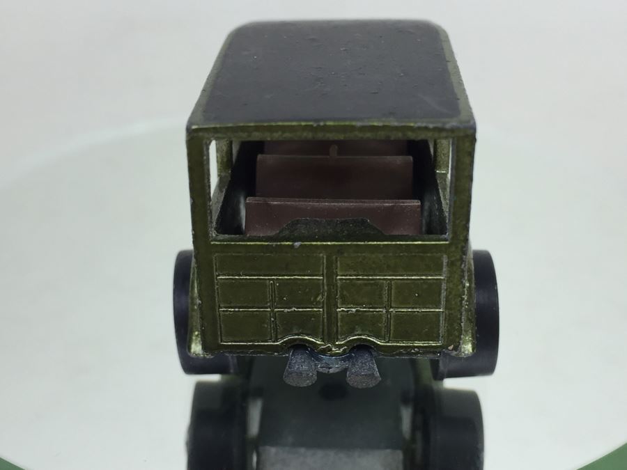 HOT WHEELS Redline 'Classic 31 Ford Woody' Green Vintage 1968 Mattel USA [Photo 10]