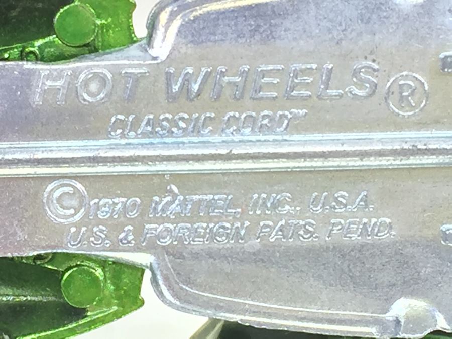 HOT WHEELS Redline 'Classic Cord' Yellow Vintage 1970 Mattel USA [Photo 2]