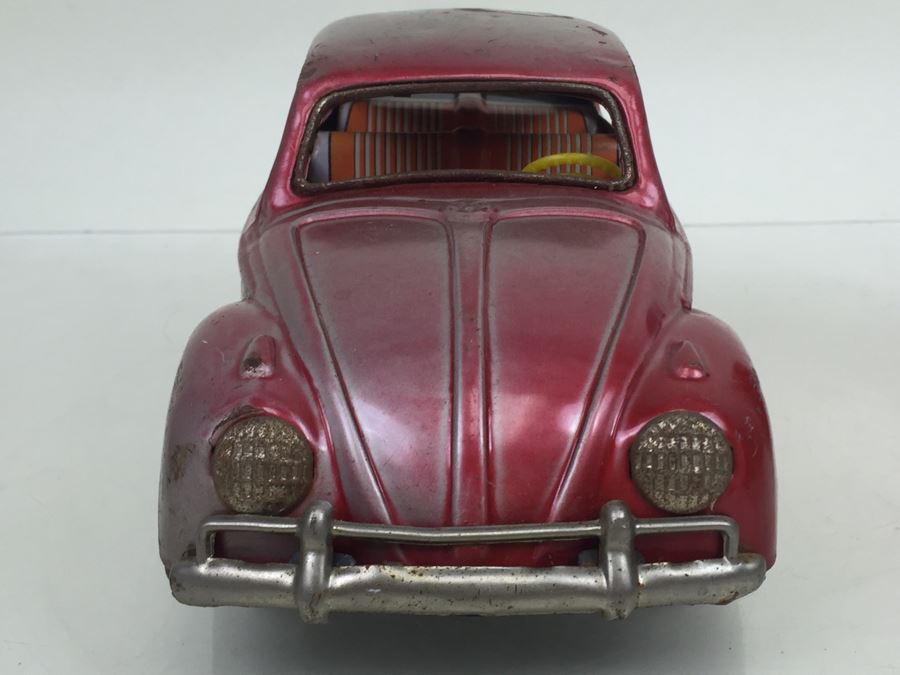 Volkswagen Bug Tin Toy Made In Japan [Photo 16]