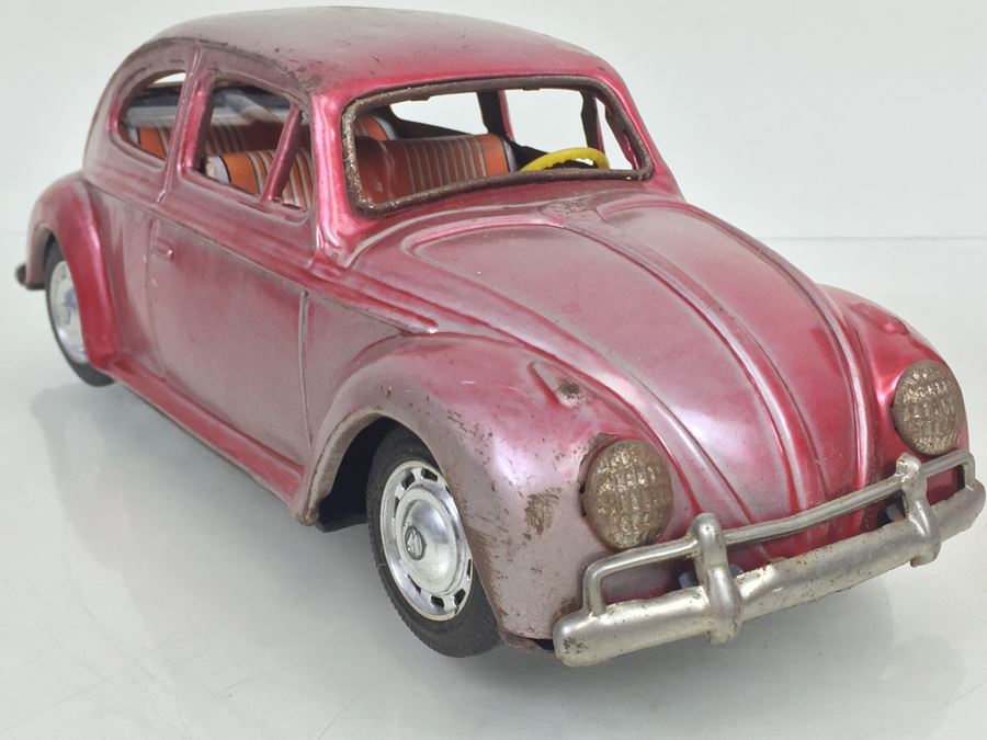 Volkswagen Bug Tin Toy Made In Japan [Photo 15]