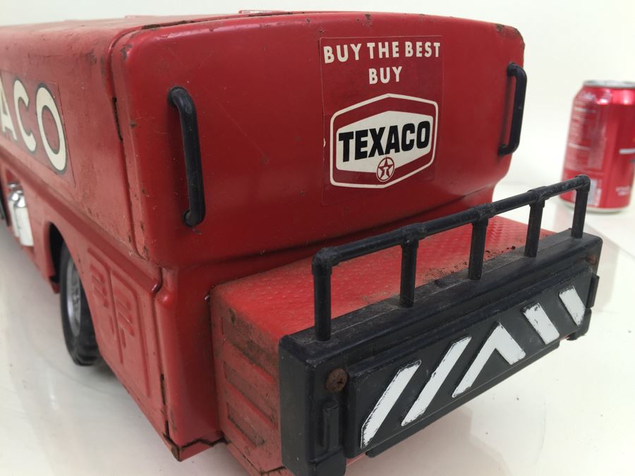 Vintage Magic Triangle Toys TEXACO Jet Fuel Truck Semi Truck Gas Tanker [Photo 16]
