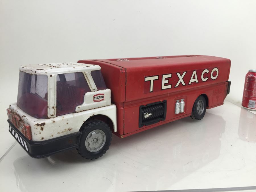 Vintage Magic Triangle Toys TEXACO Jet Fuel Truck Semi Truck Gas Tanker [Photo 13]