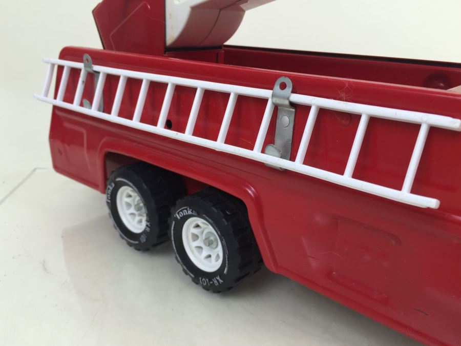 Vintage TONKA Ladder Fire Truck Fire Engine XR-101 [Photo 12]