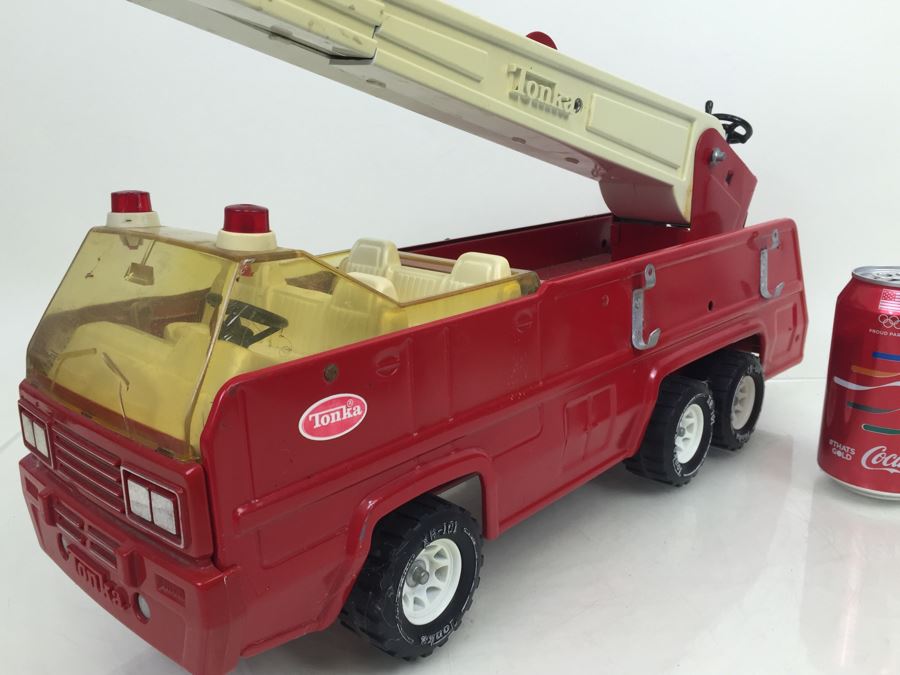 Vintage TONKA Ladder Fire Truck Fire Engine XR-101 [Photo 4]