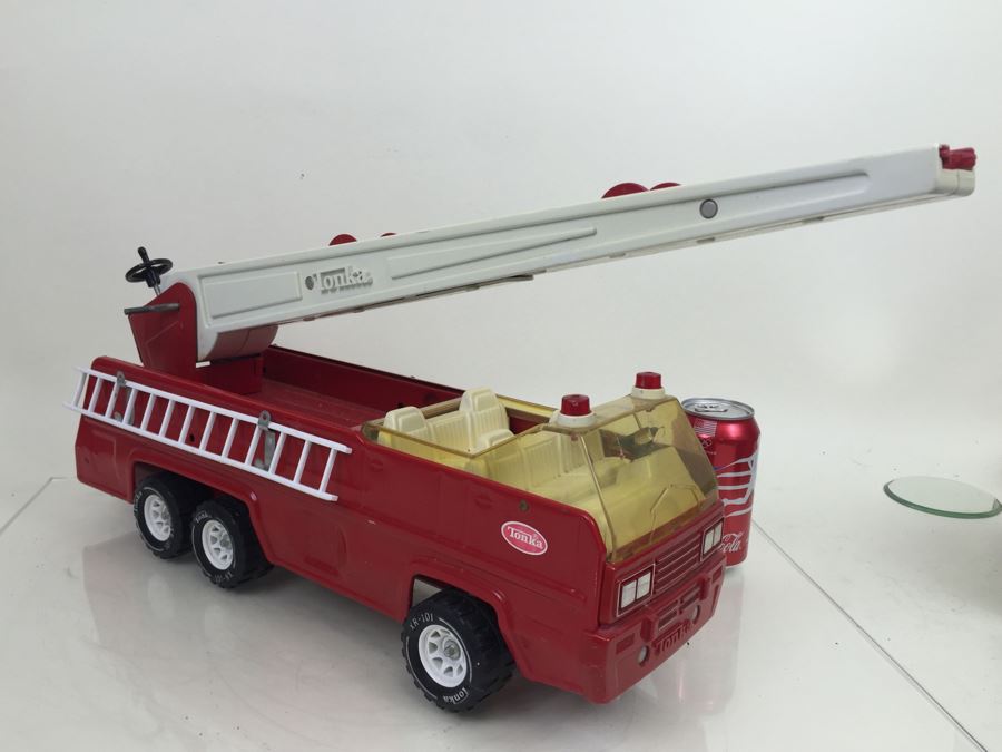 Vintage TONKA Ladder Fire Truck Fire Engine XR-101 [Photo 9]