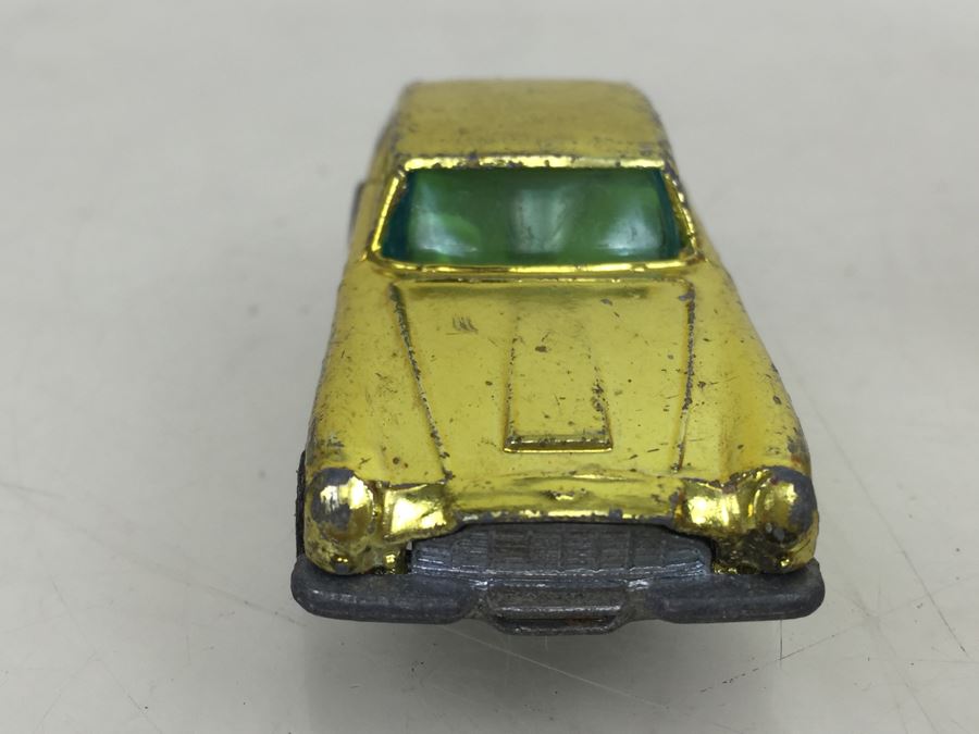 Corgi Juniors Duple Vista 25 Coach + Corgi Rockets Aston Martin D.B.6. [Photo 11]