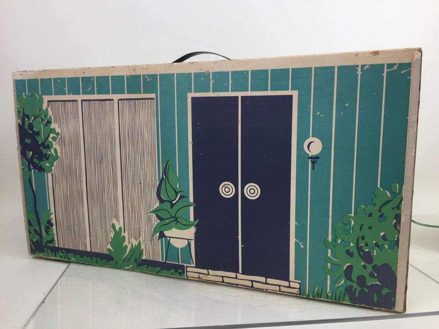 Vintage 1962 Barbie Dream House Mattel With Accessories, Clothing And Original Manual [Photo 10]