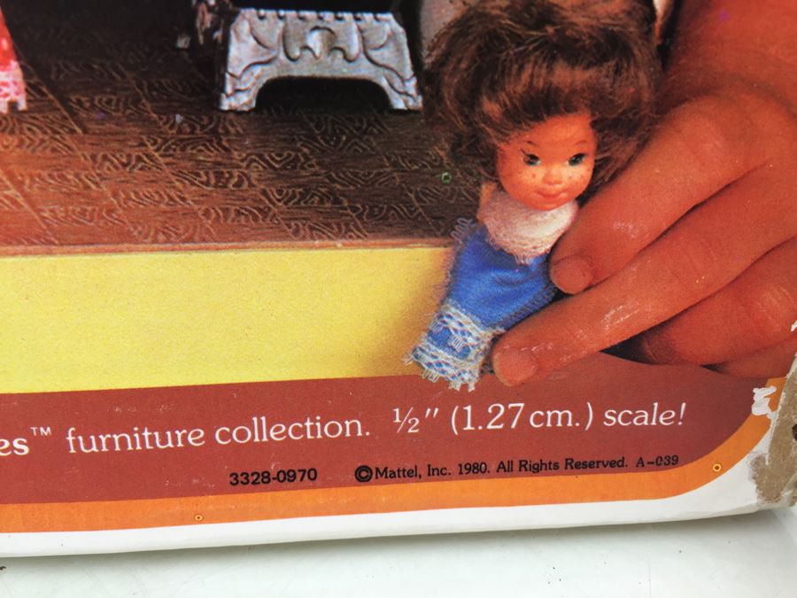 Vintage 1980 Mattel The Littles Furnished Home New In Damaged Box [Photo 9]