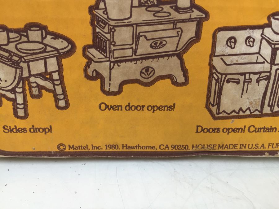 Vintage 1980 Mattel The Littles Furnished Home New In Damaged Box [Photo 22]