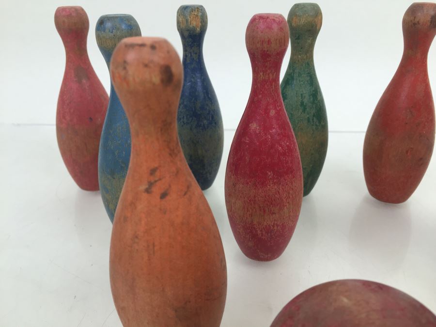 Wooden Toy Bowling Ball And Bowling Pins [Photo 3]