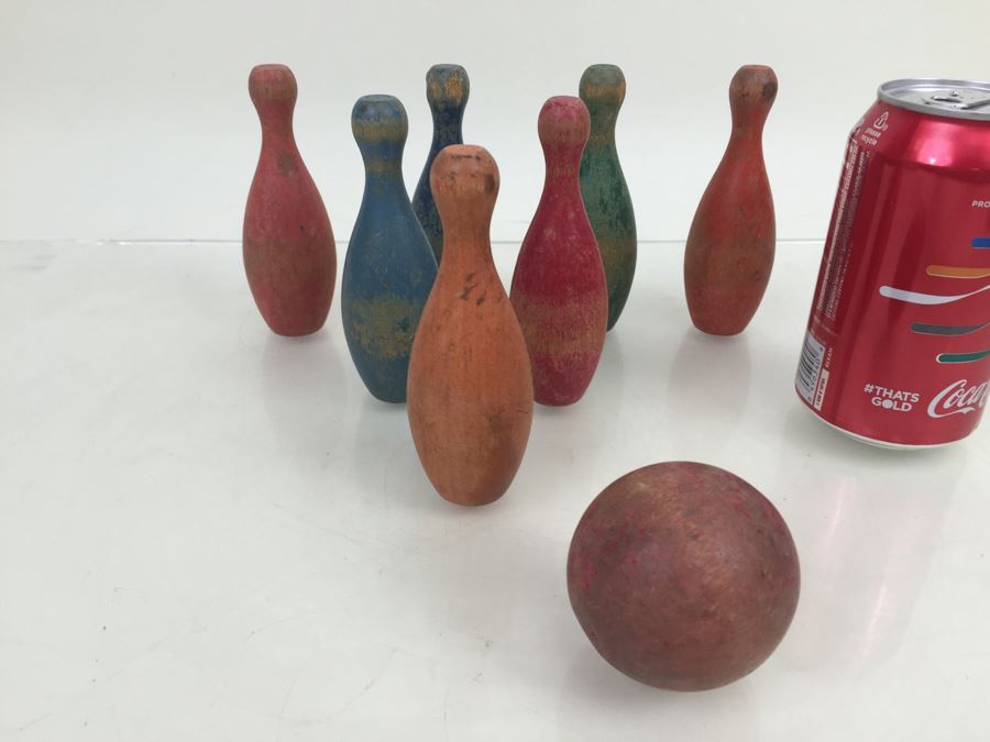 Wooden Toy Bowling Ball And Bowling Pins [Photo 4]