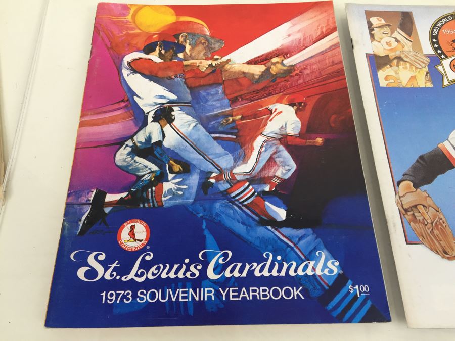 1973 St. Louis Cardinals And 1984 Baltimore Orioles Baseball Yearbooks [Photo 2]