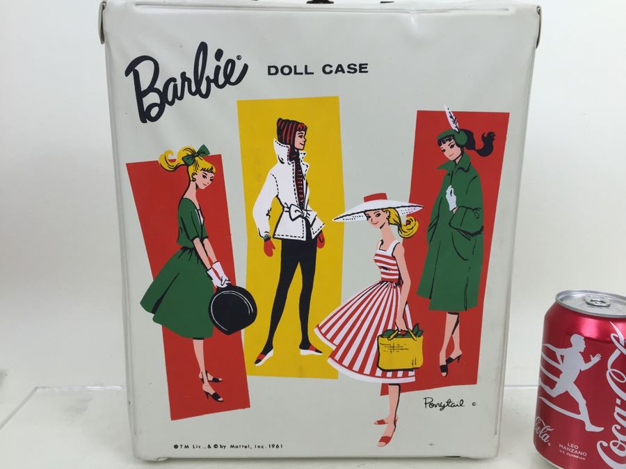 1961 Barbie Ponytail Doll Case And 1961 Barbie Ponytail Doll With Skiing Accessories [Photo 5]