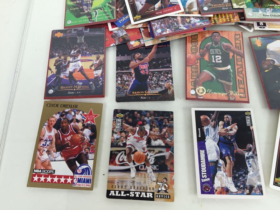 Vintage Basketball Card Lot [Photo 2]