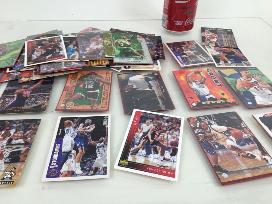 Vintage Basketball Card Lot [Photo 9]