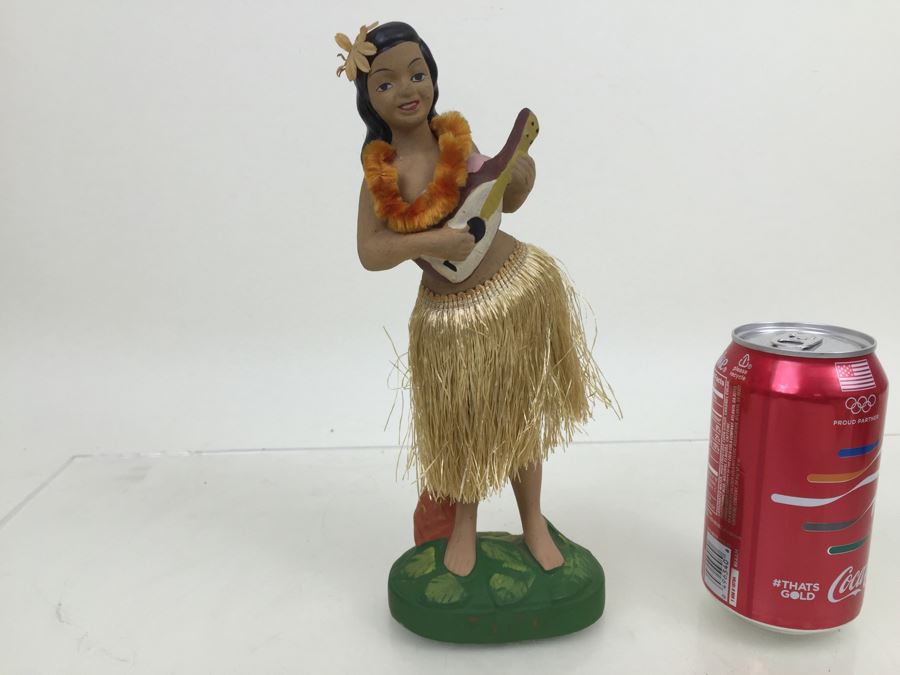 Vintage Fiji Hawaiian Hula Bobble Doll