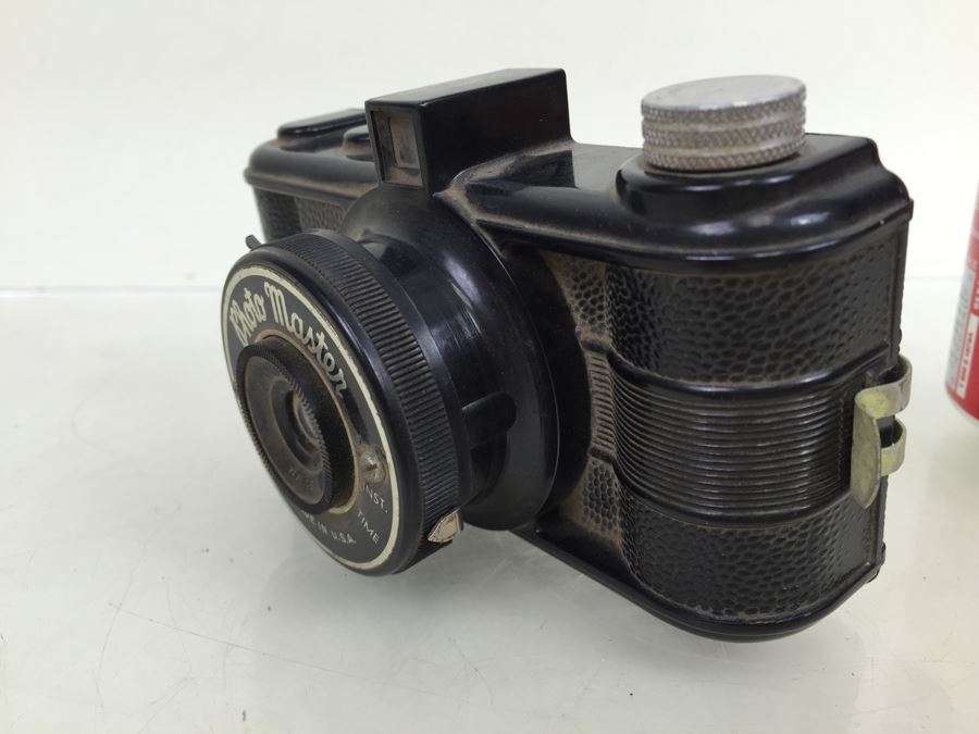 Vintage Bakelite Photo Master Camera [Photo 5]
