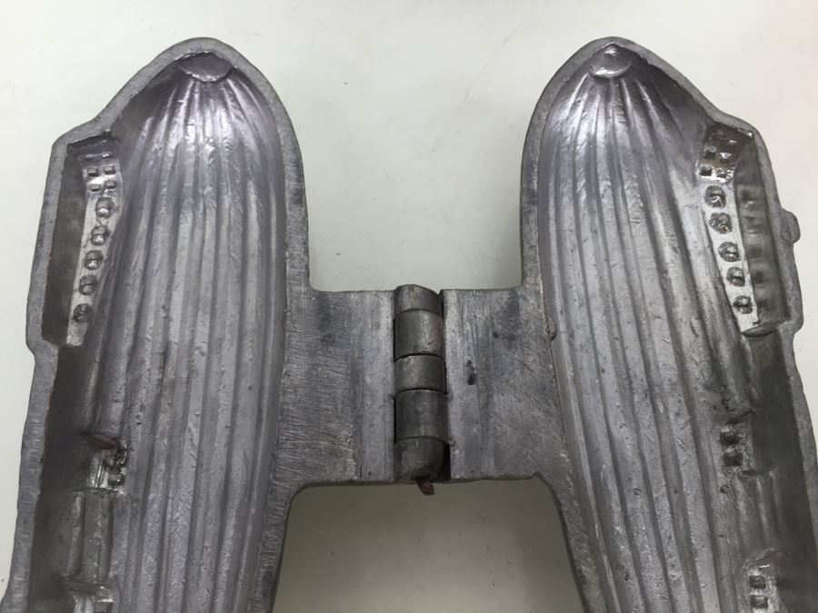 Collecton Of Vintage Pewter Ice Cream Chocolate Molds E & CO NY Eppelsheimer Zeppelin Submarine Sailboat [Photo 10]