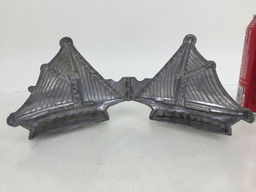 Collecton Of Vintage Pewter Ice Cream Chocolate Molds E & CO NY Eppelsheimer Zeppelin Submarine Sailboat [Photo 15]