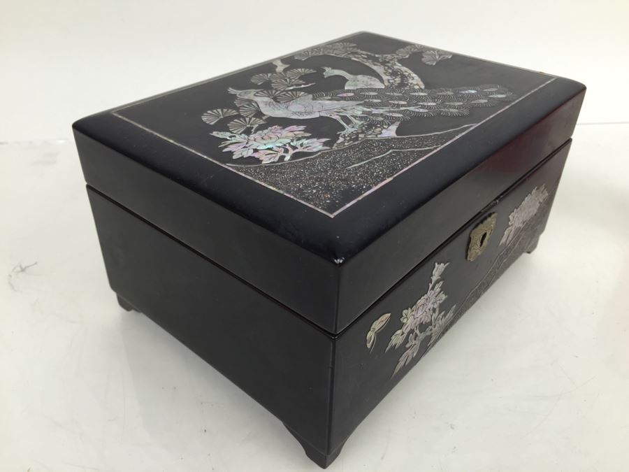 Asian Laquer Jewelry Box With Mother Of Pearl Inlay Bird Motif [Photo 5]