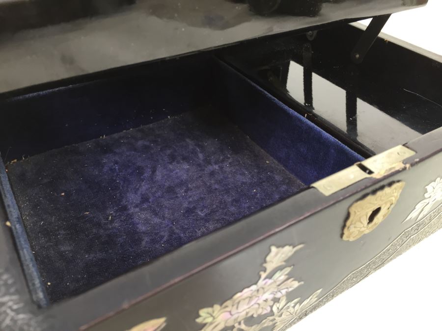 Asian Laquer Jewelry Box With Mother Of Pearl Inlay Bird Motif [Photo 12]