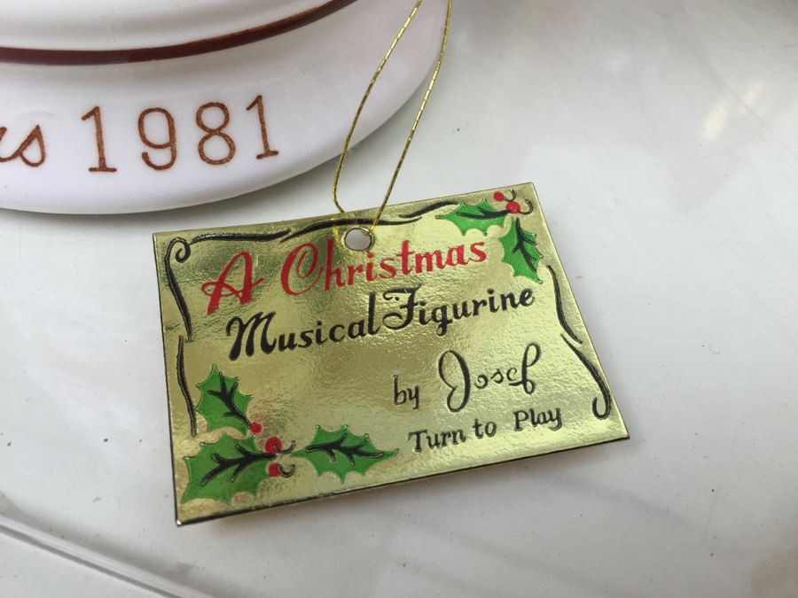 JUST ADDED - Vintage Christmas Lot [Photo 5]
